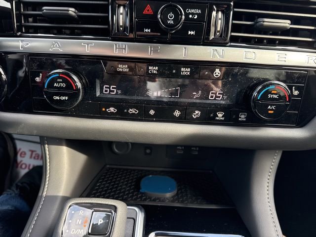 New 2026 Nissan Pathfinder SL w/ SL Premium Package AWD/4WD image 22