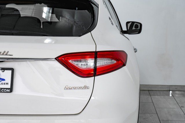 Used 2018 Maserati Levante AWD/4WD image 44