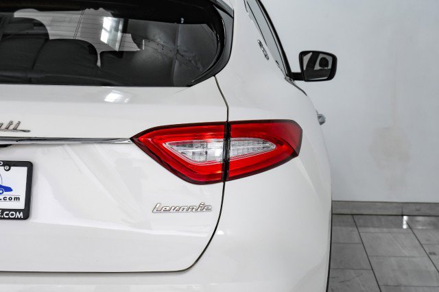 Used 2018 Maserati Levante image 44