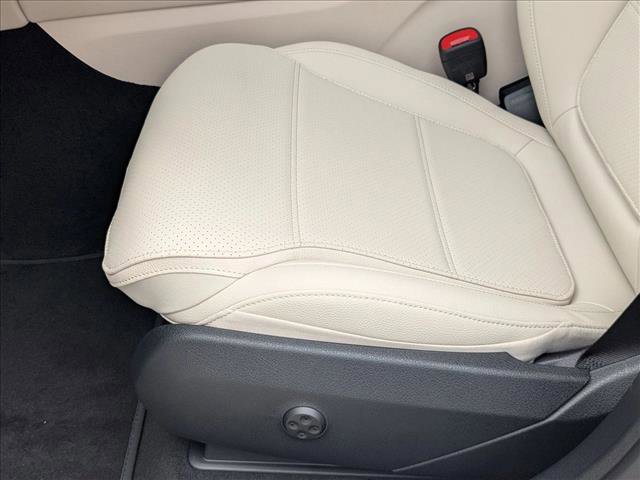 New 2026 Mercedes-Benz GLC 300 image 4