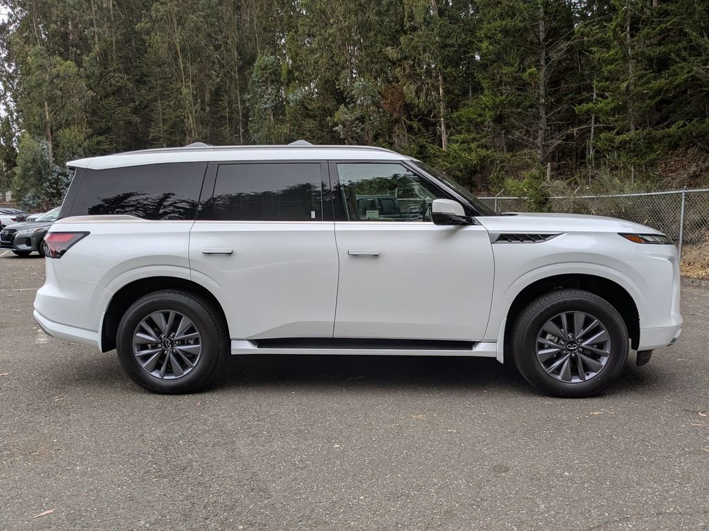 New 2025 INFINITI QX80 Pure w/ Exterior Package image 4