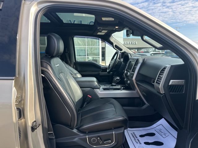Used 2017 Ford F150 Platinum w/ Equipment Group 701A Luxury image 8