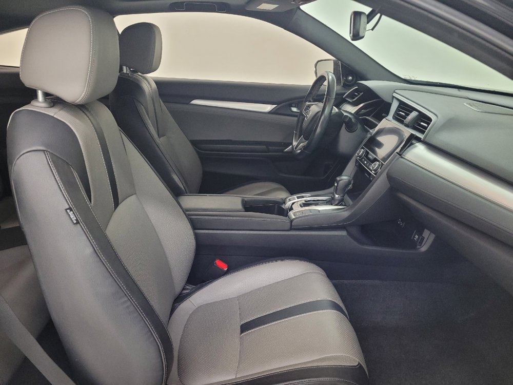 Used 2016 Honda Civic Touring image 21
