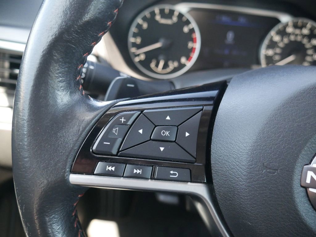 Used 2023 Nissan Altima 2.5 SR FWD image 33