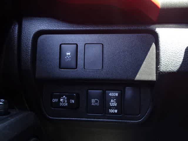 Certified 2020 Toyota Tacoma TRD Sport w/ Technology Package RWD image 38