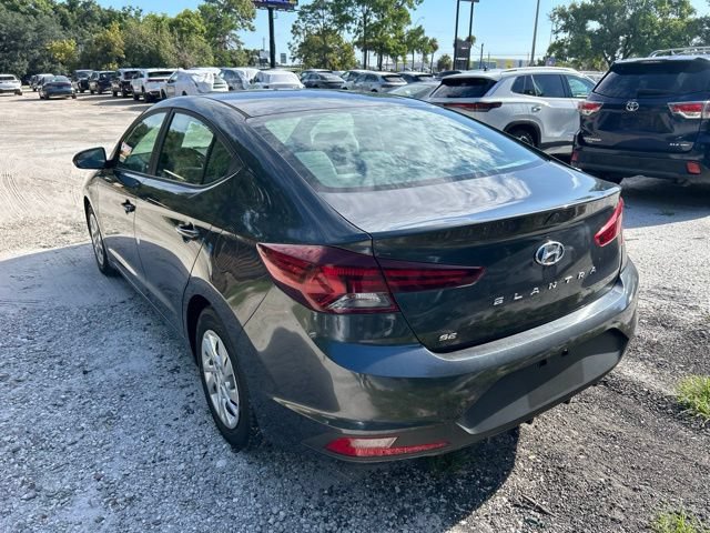 Used 2020 Hyundai Elantra SE FWD image 3