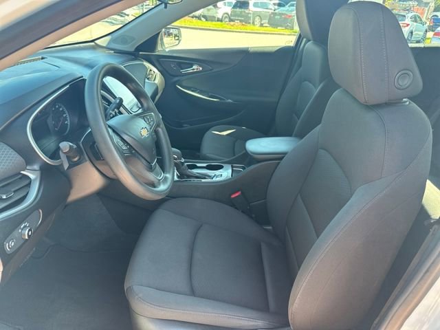Used 2023 Chevrolet Malibu LS w/ Driver Confidence Package image 9