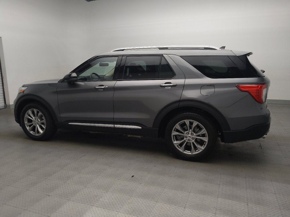Used 2023 Ford Explorer Limited w/ Equipment Group 301A RWD image 3