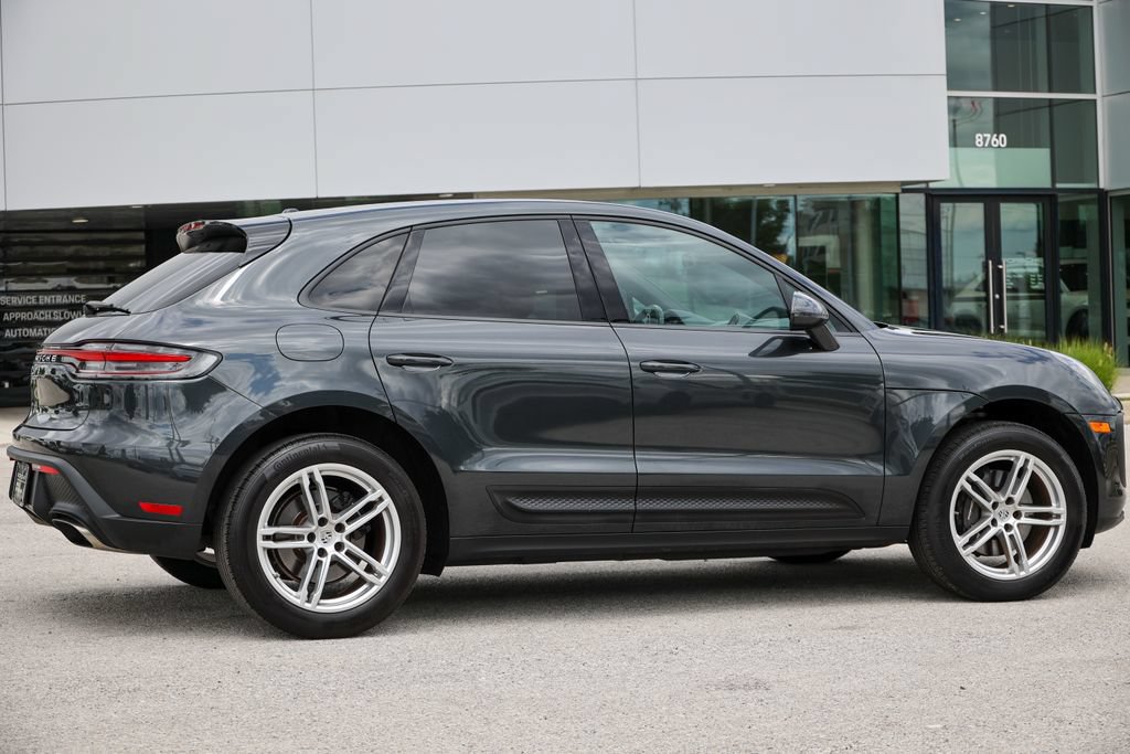 Certified 2023 Porsche Macan Turbo AWD/4WD image 20