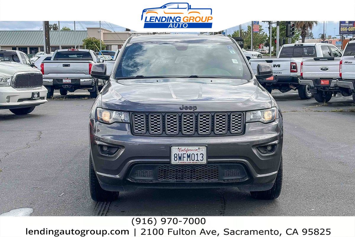 Used 2020 Jeep Grand Cherokee Altitude image 6