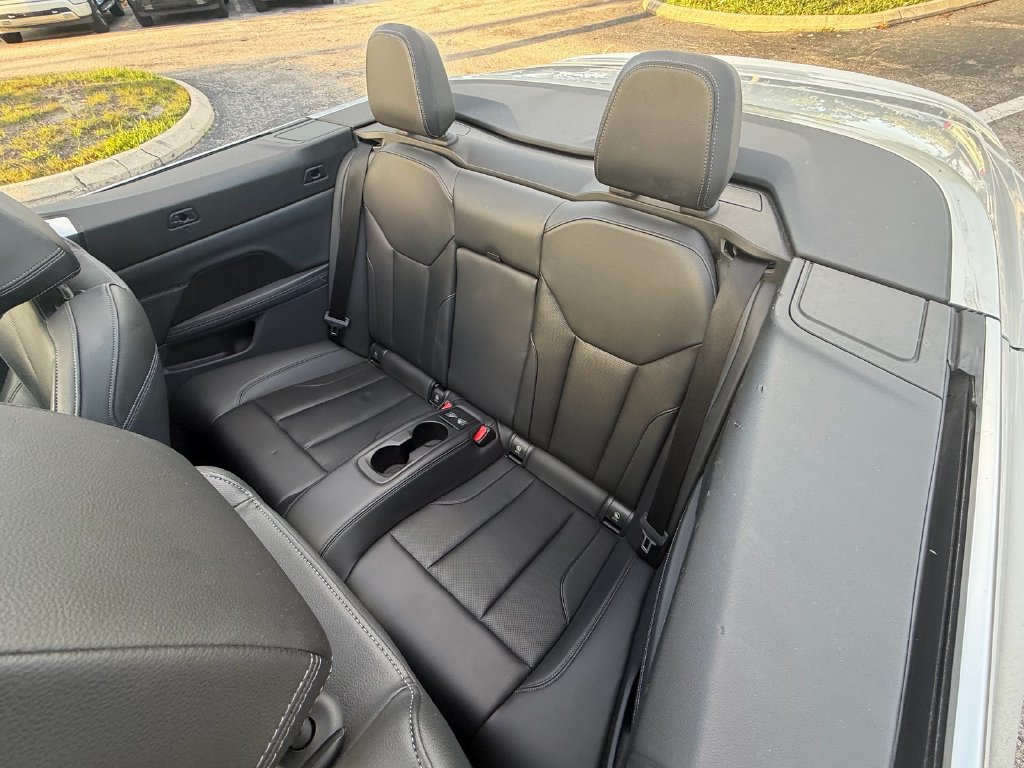 Used 2025 BMW 430i Convertible RWD image 11