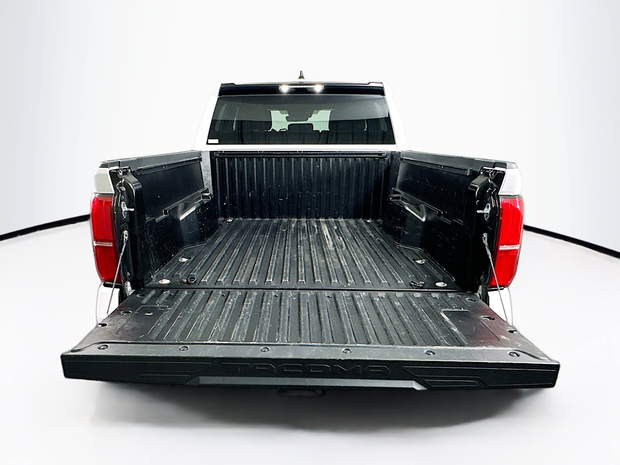 Used 2024 Toyota Tacoma SR5 image 29