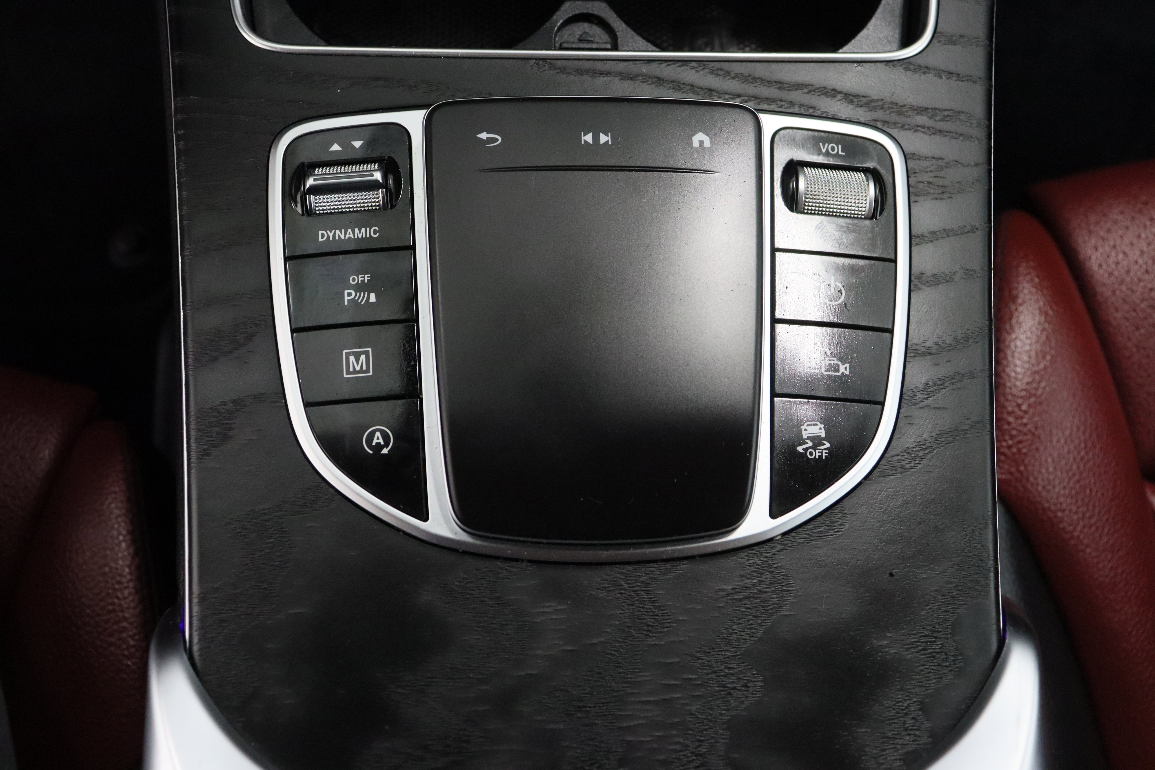 Used 2022 Mercedes-Benz GLC 300 4MATIC Coupe image 21