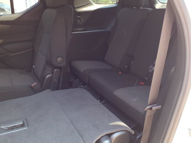 Used 2023 Chevrolet Traverse LT AWD/4WD image 13