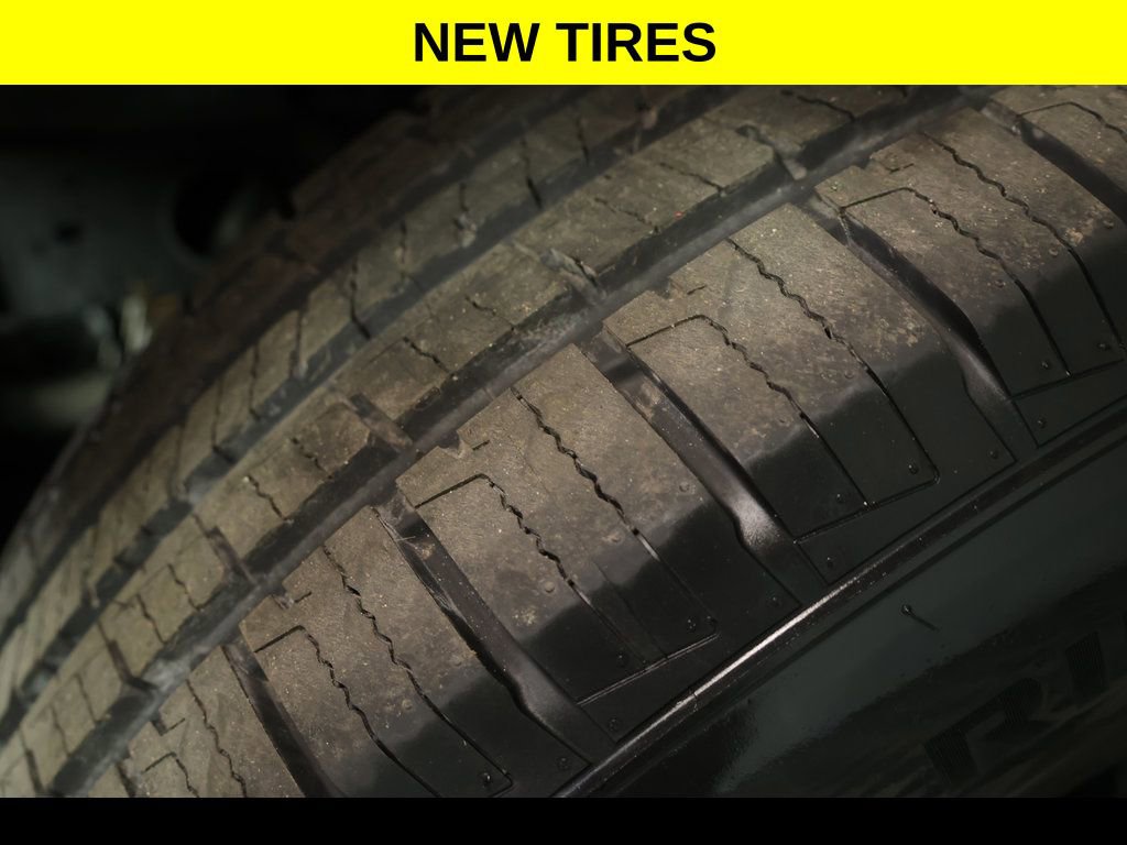 Used 2021 Jeep Wrangler Unlimited Sahara image 5