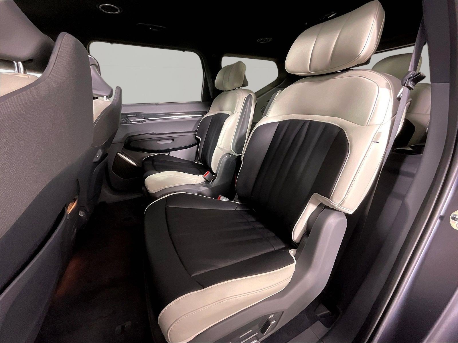 New 2026 Kia EV9 GT-Line AWD/4WD image 18