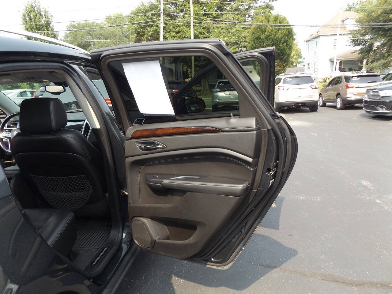 Used 2014 Cadillac SRX Luxury AWD/4WD image 28