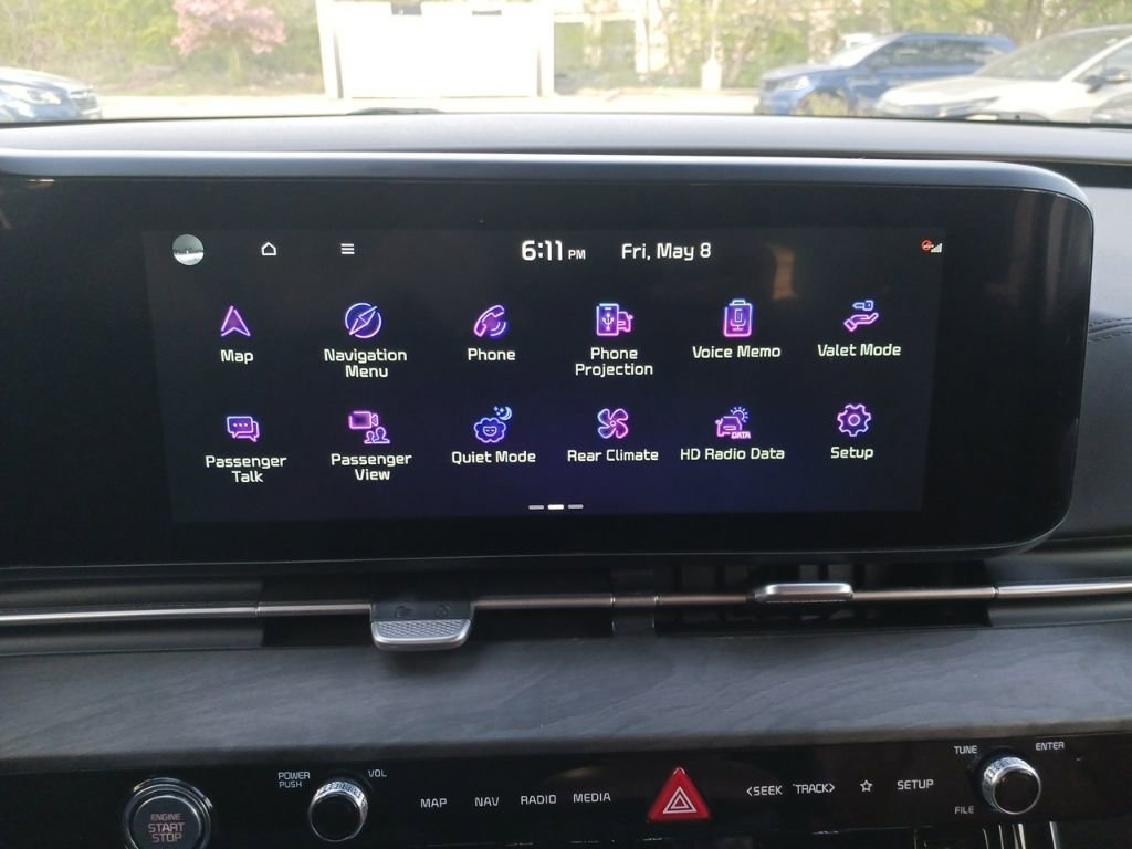 Used 2024 Kia Carnival SX FWD image 6