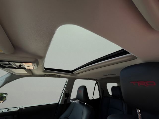 Used 2023 Toyota 4Runner TRD Off-Road Premium image 27