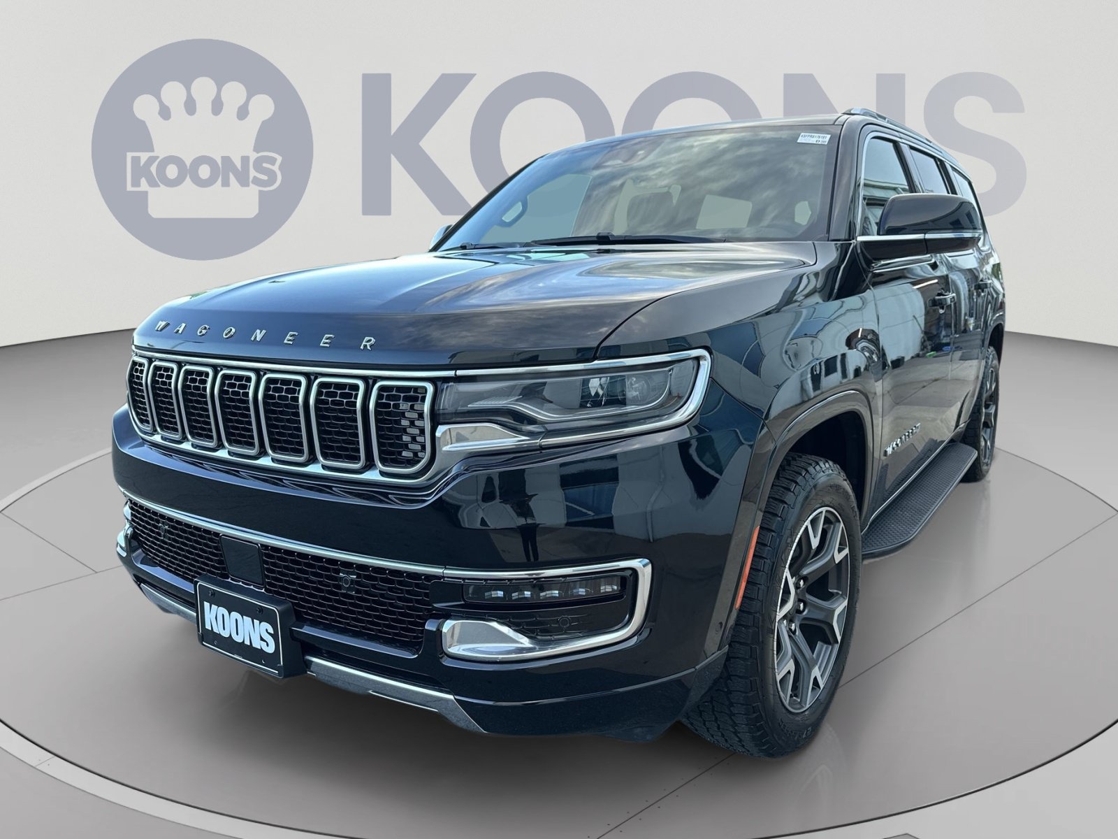 Used 2024 Jeep Wagoneer Series III AWD/4WD image 1