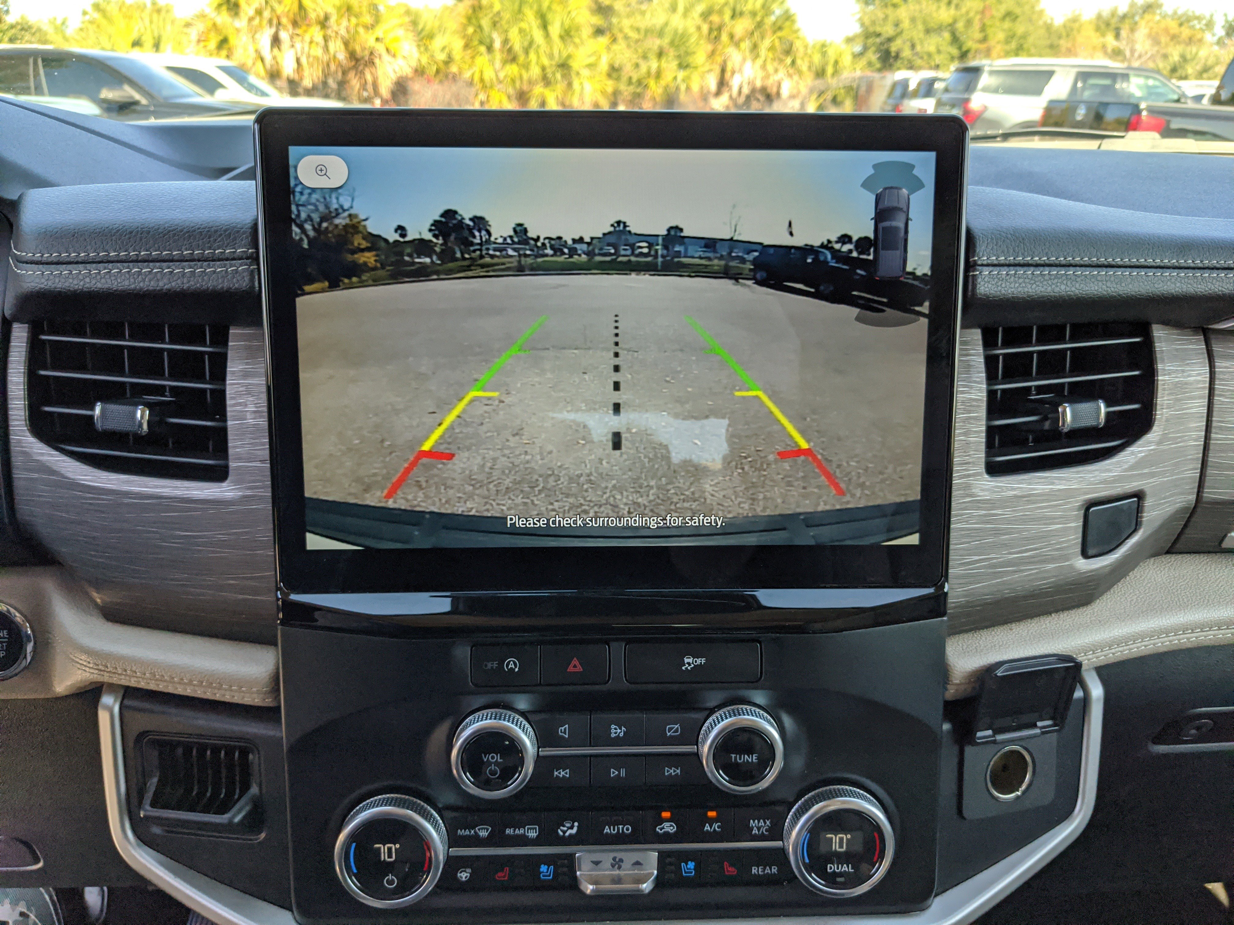 Used 2024 Ford Expedition Max Limited image 28