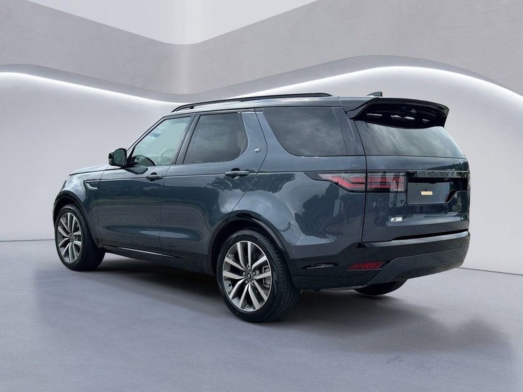 New 2025 Land Rover Discovery Dynamic SE image 5