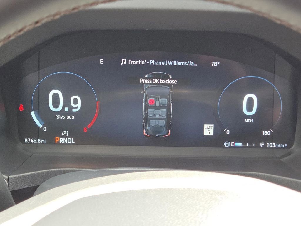 Used 2025 Ford Explorer Active RWD image 28