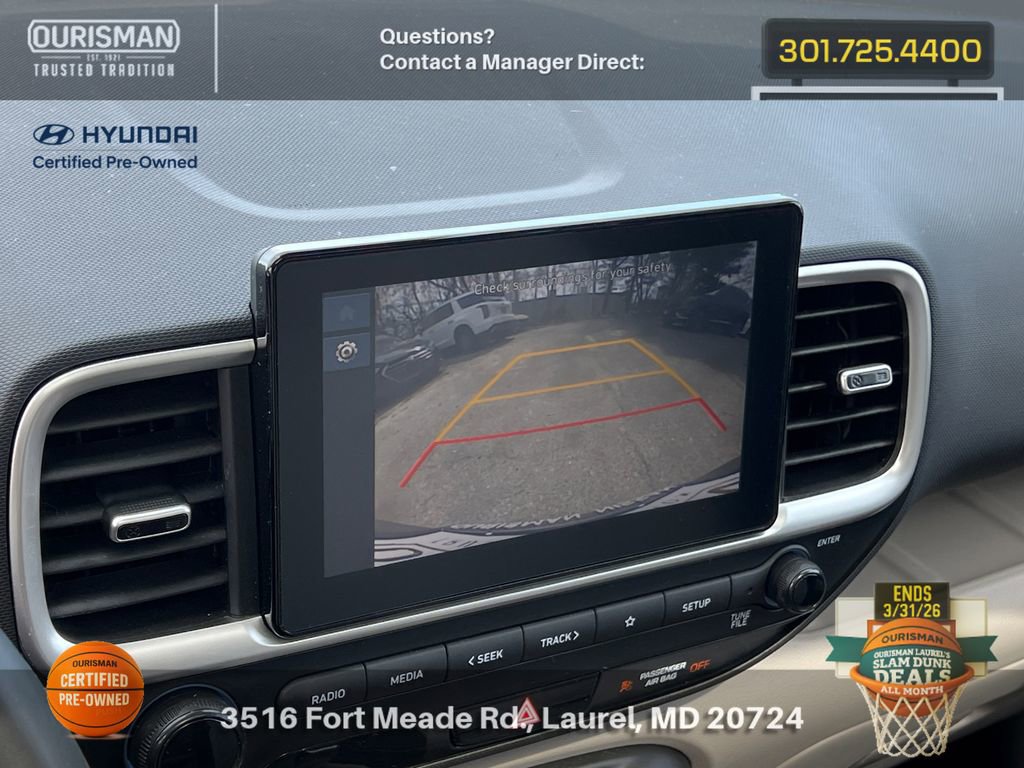 Certified 2025 Hyundai Venue SEL image 11