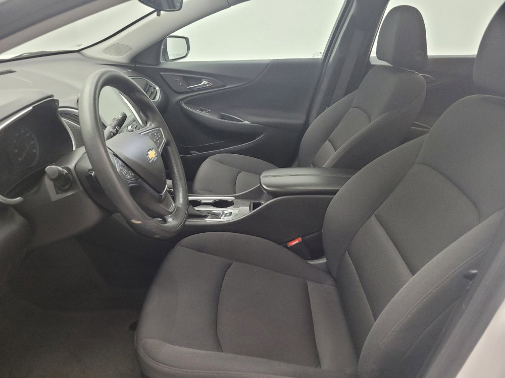 Used 2024 Chevrolet Malibu LT image 17