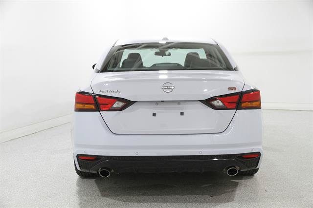 Used 2024 Nissan Altima 2.5 SR FWD image 18