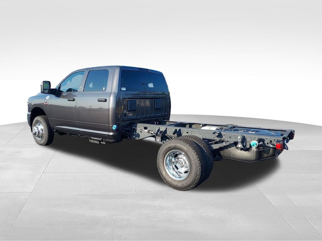 New 2026 RAM 3500 Tradesman w/ Chrome Appearance Group A AWD/4WD image 3