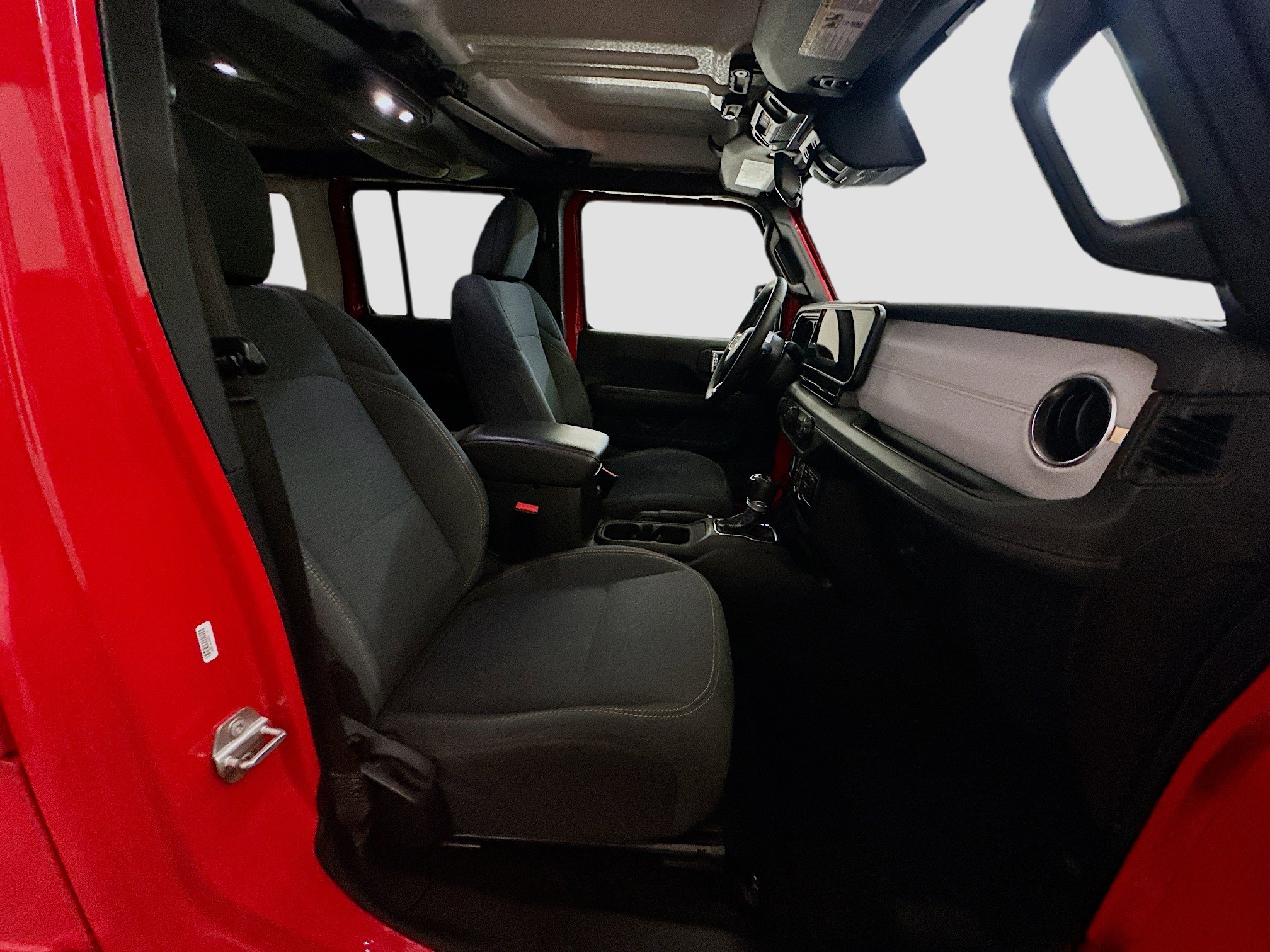Used 2025 Jeep Wrangler Unlimited Sahara AWD/4WD image 31