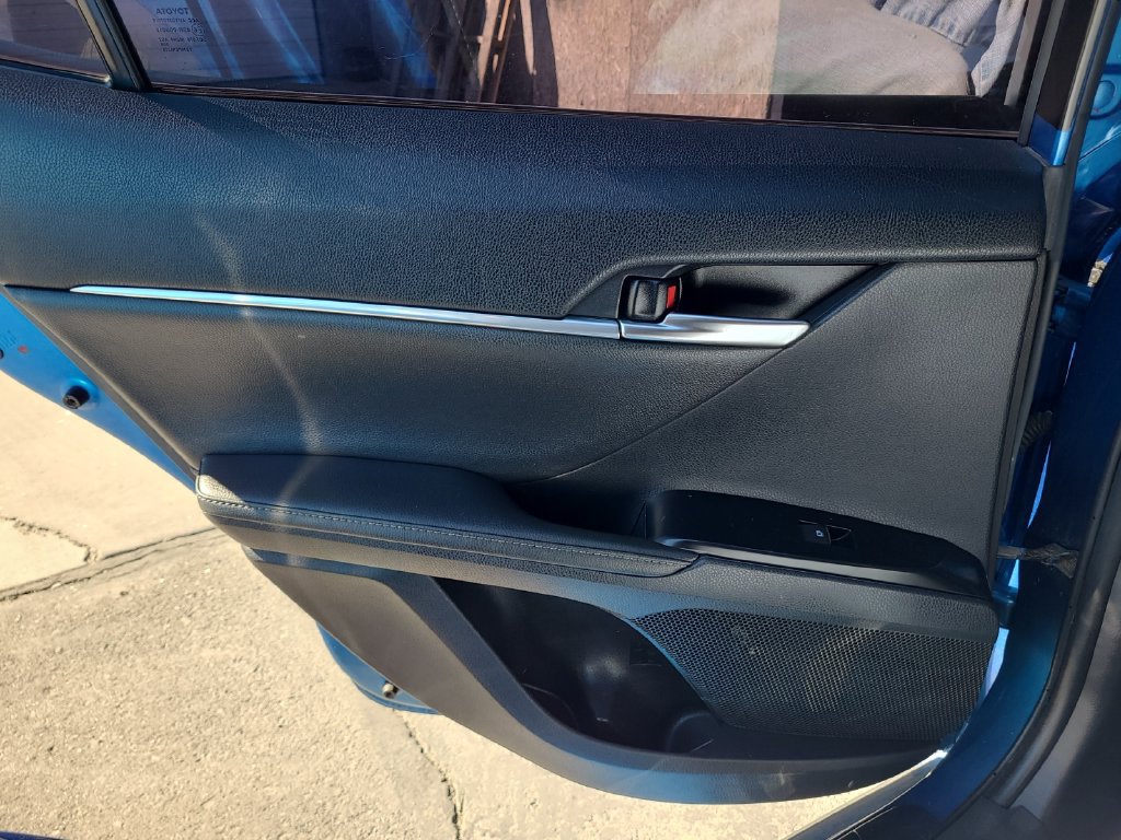 Used 2019 Toyota Camry XSE FWD image 27