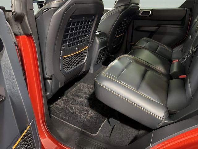 Used 2024 Ford Bronco Badlands image 31
