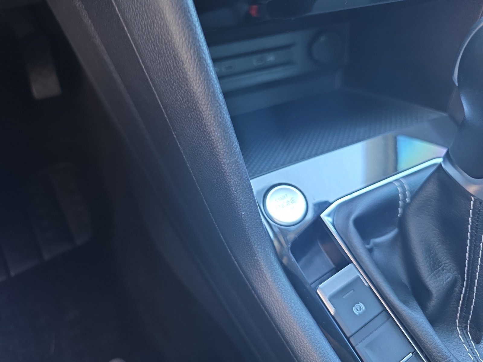 Used 2023 Volkswagen Taos S image 30