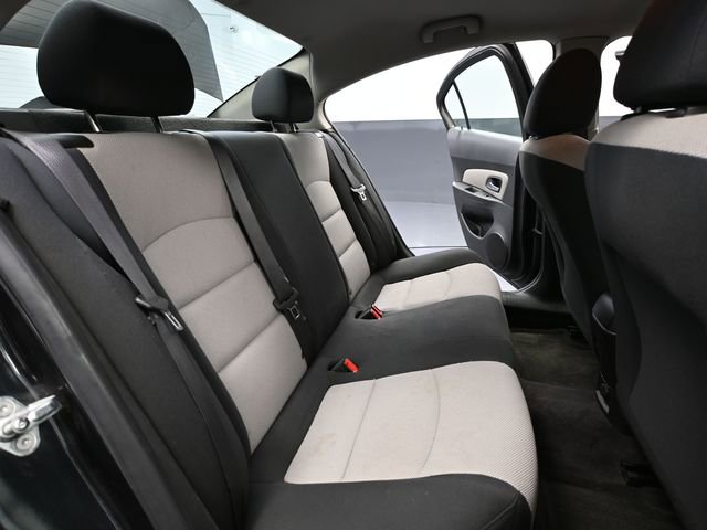 Used 2015 Chevrolet Cruze LS FWD image 35