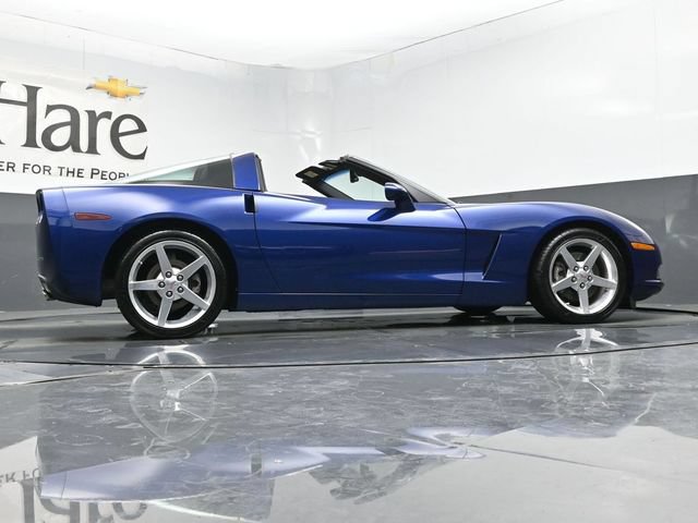 Used 2005 Chevrolet Corvette Coupe w/ Preferred Equipment Group RWD image 53
