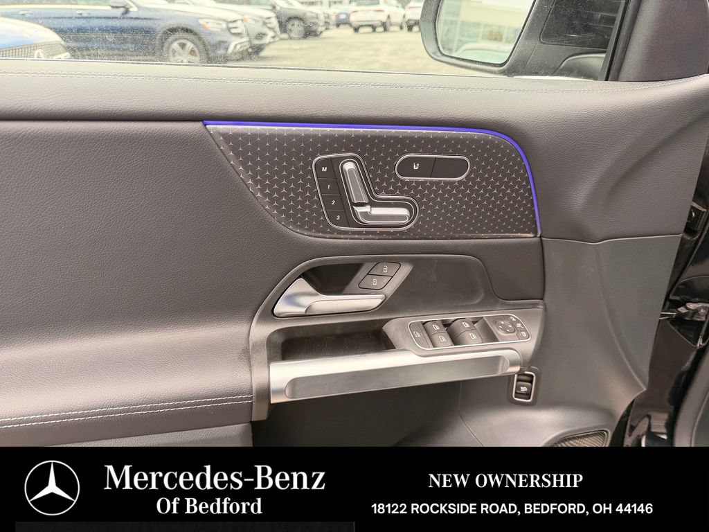 New 2026 Mercedes-Benz GLB 250 4MATIC image 8