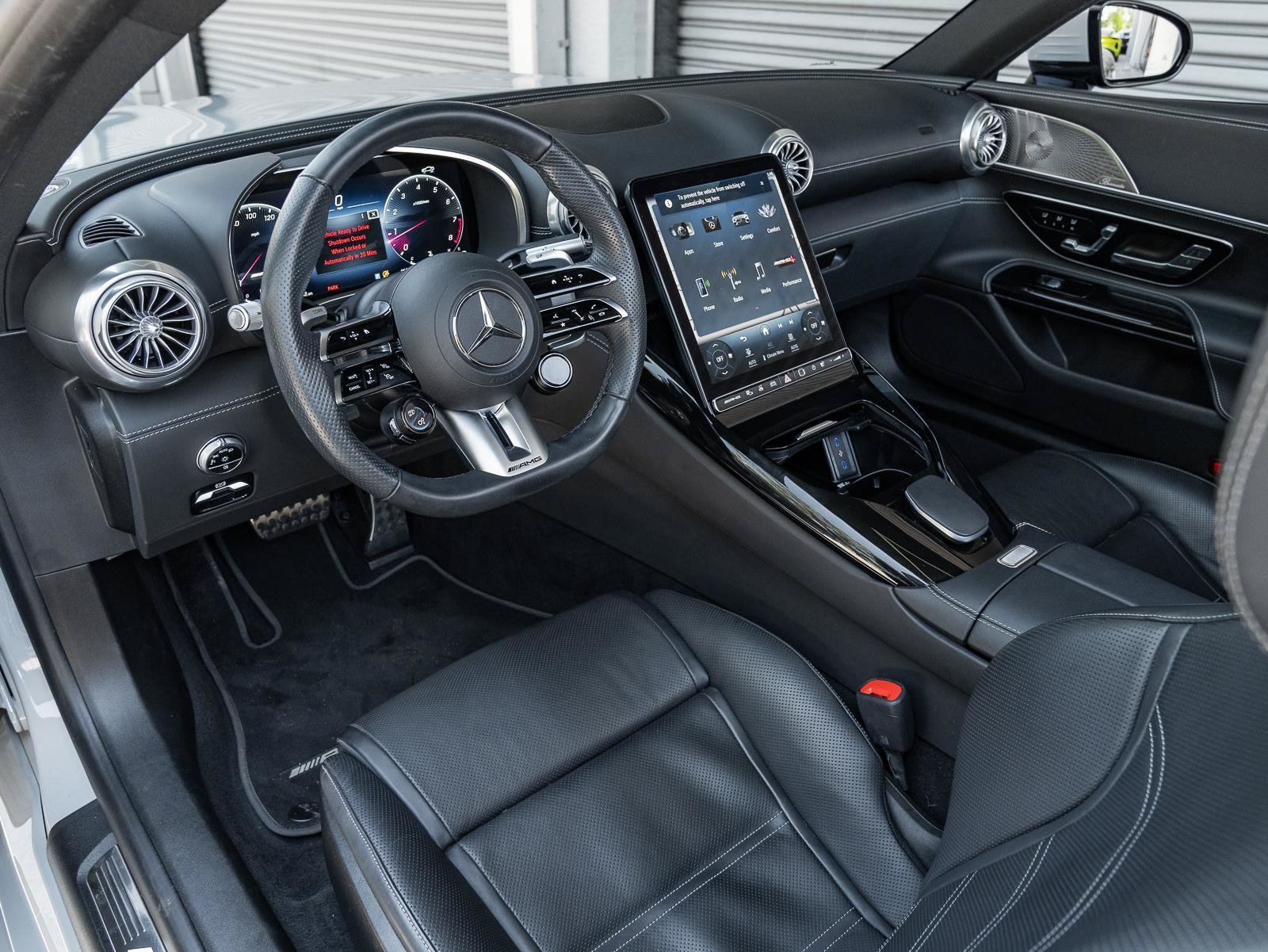 Used 2024 Mercedes-Benz SL 55 AMG 4MATIC image 2