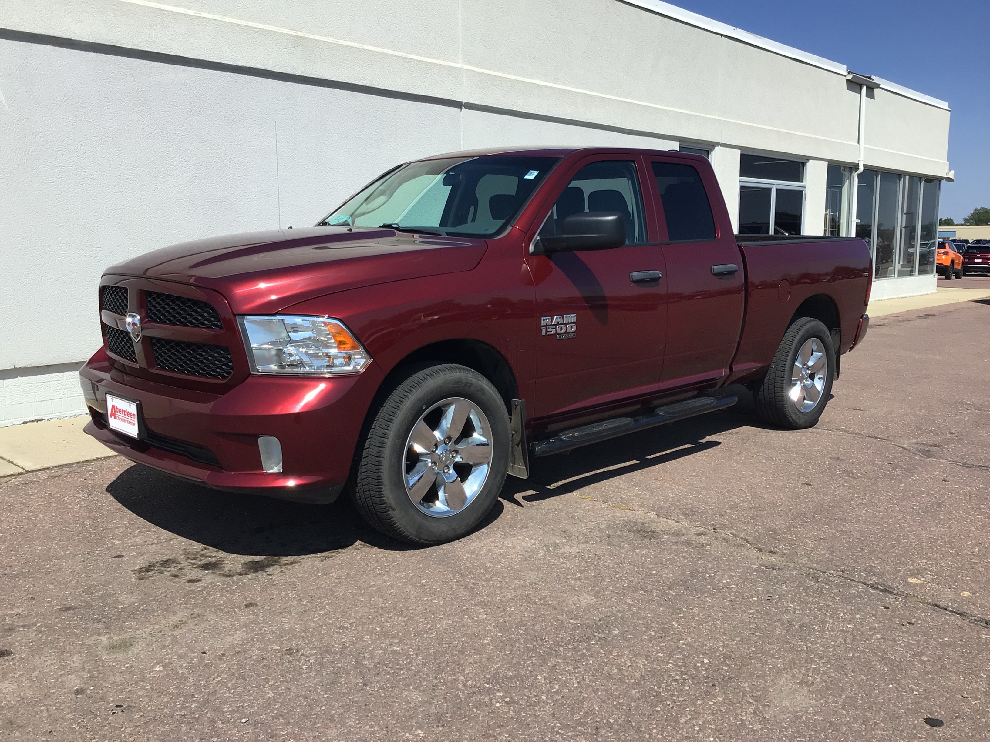 Used 2019 RAM 1500 Express w/ Express Value Package AWD/4WD image 2