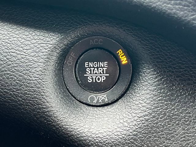 Used 2019 Jeep Cherokee High Altitude image 31