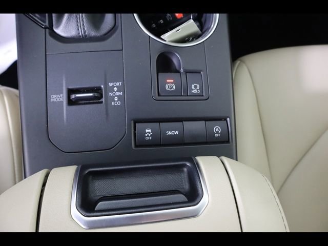 Used 2021 Toyota Highlander XLE image 38