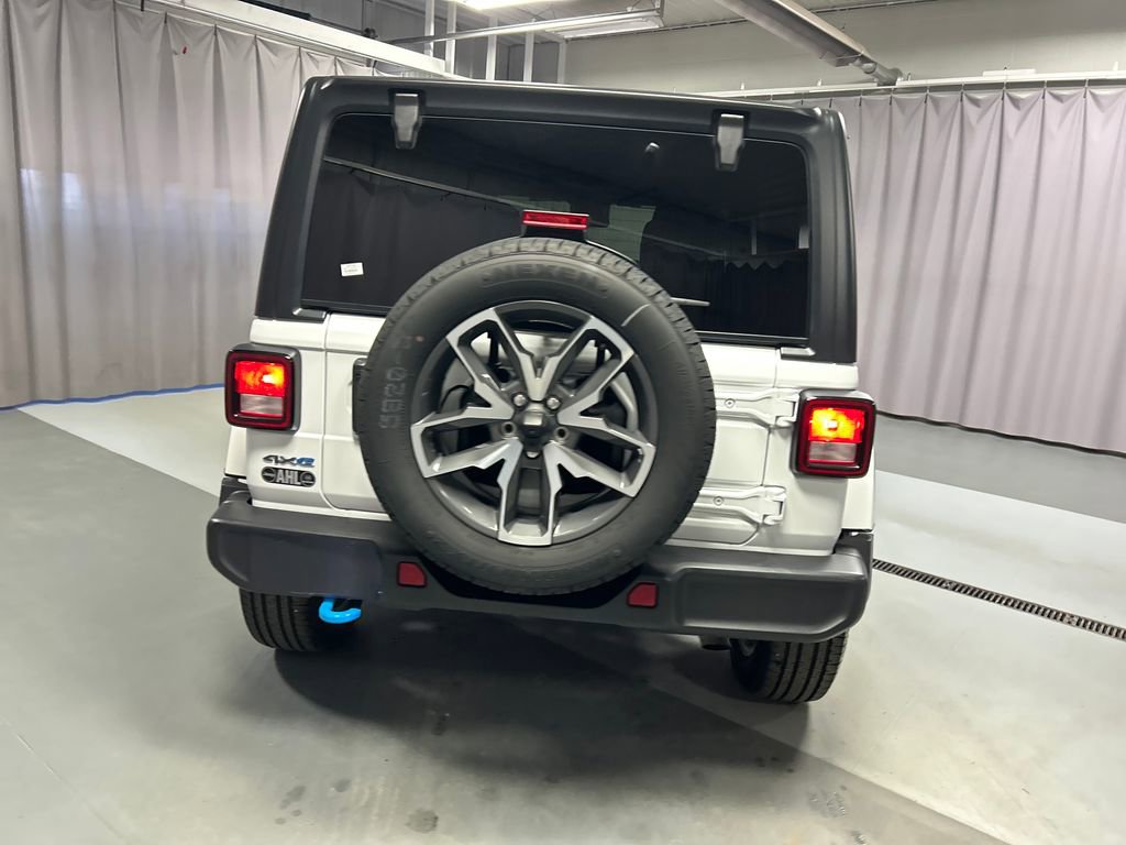 Used 2024 Jeep Wrangler Unlimited w/ Convenience Group image 6