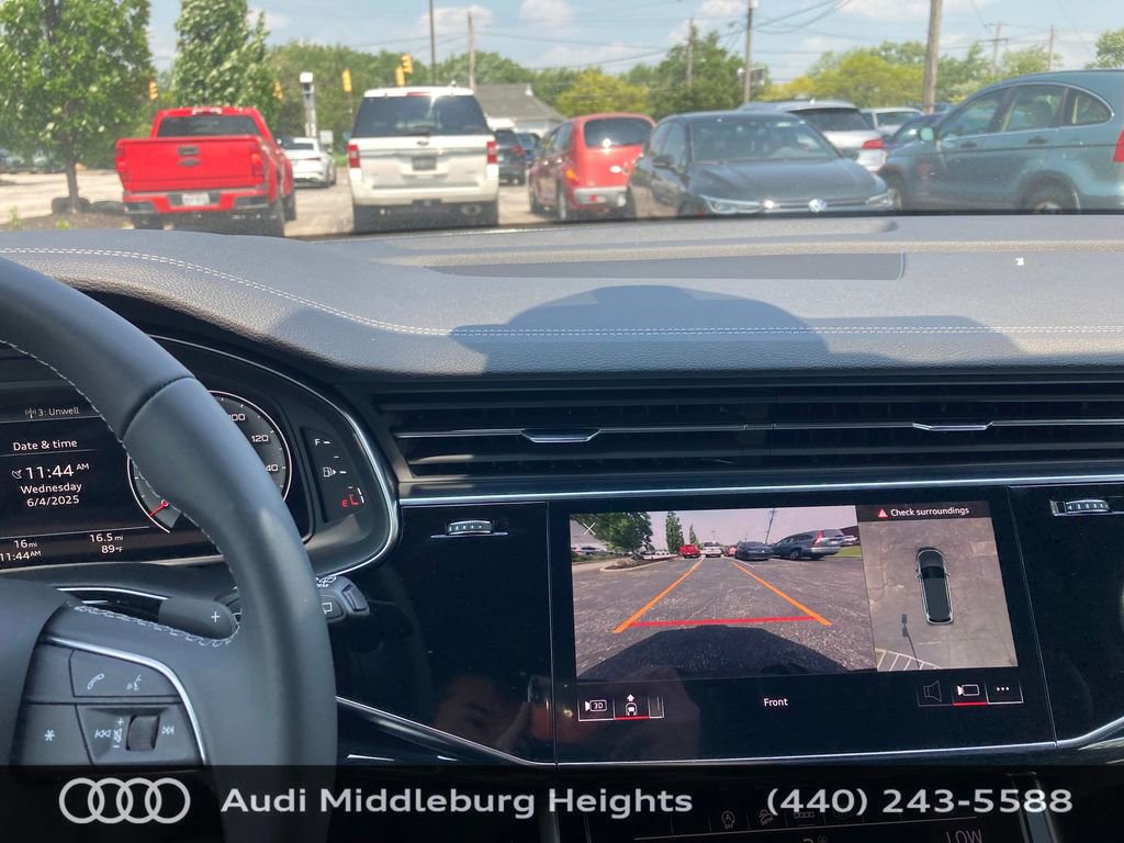 Certified 2025 Audi Q7 2.0T Premium w/ Convenience Plus Package image 38