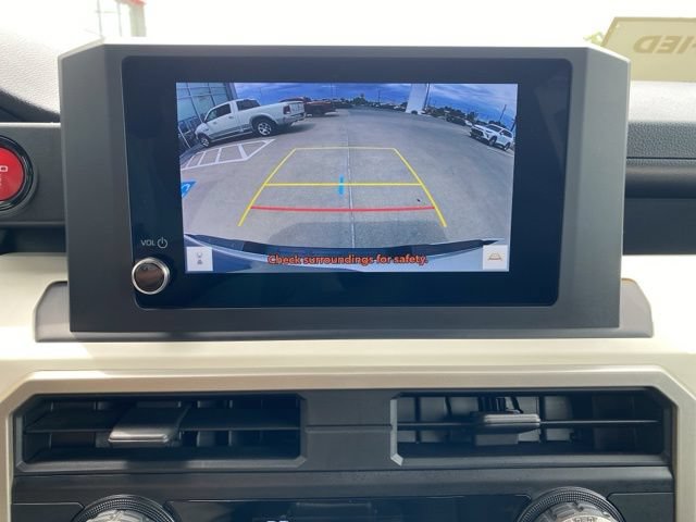 Certified 2024 Toyota Tacoma TRD Off-Road AWD/4WD image 8