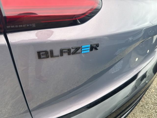 Used 2024 Chevrolet Blazer EV RS AWD/4WD image 31