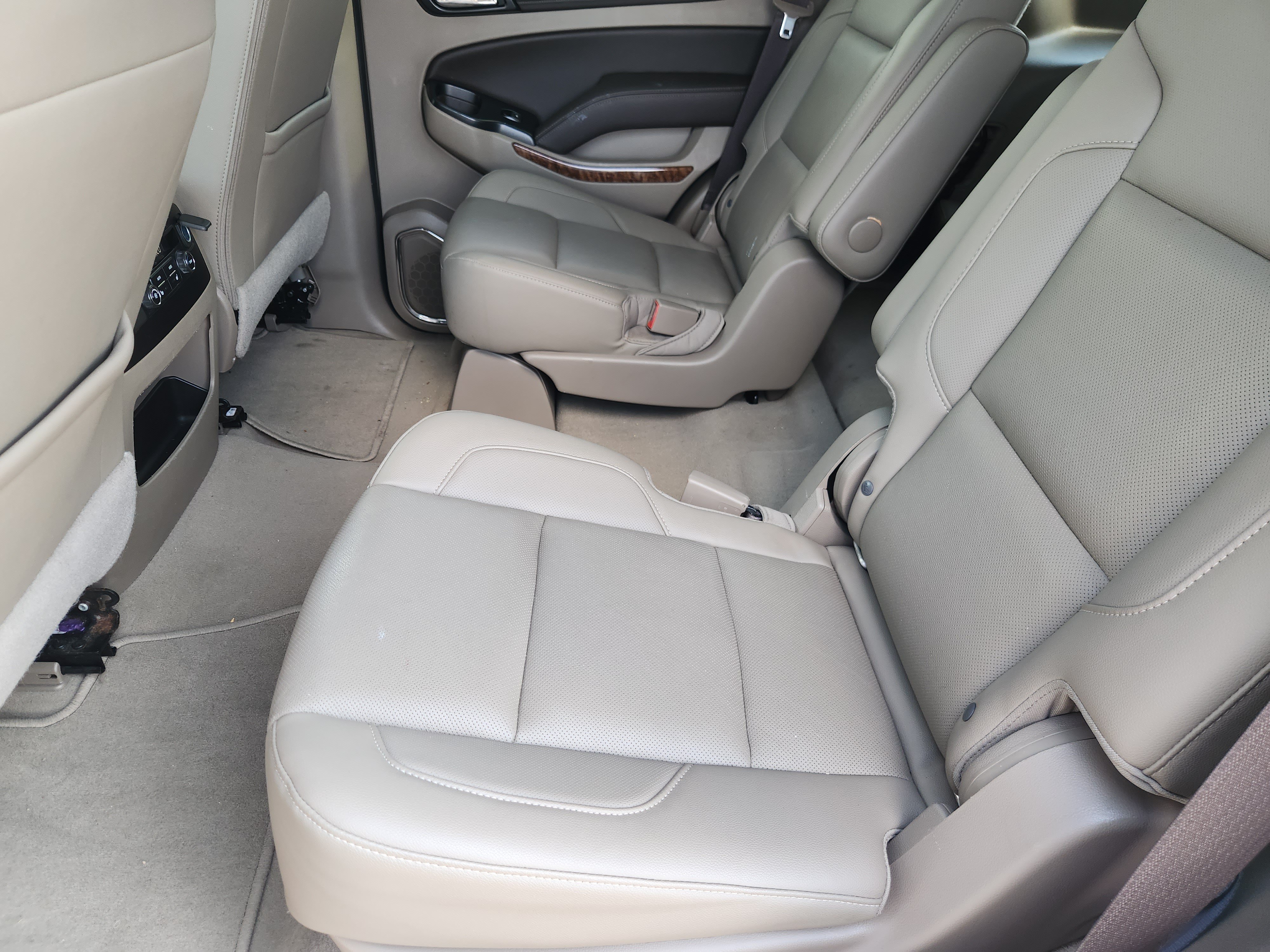 Used 2019 Chevrolet Tahoe Premier w/ Max Trailering Package RWD image 31