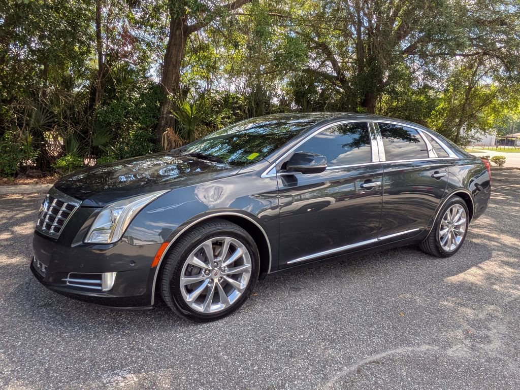 Used 2014 Cadillac XTS Luxury w/ Driver Awareness Package FWD image 8
