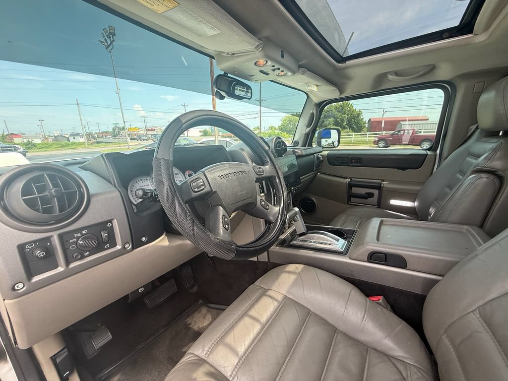 Used 2003 HUMMER H2 w/ Preferred Equipment Group AWD/4WD image 13