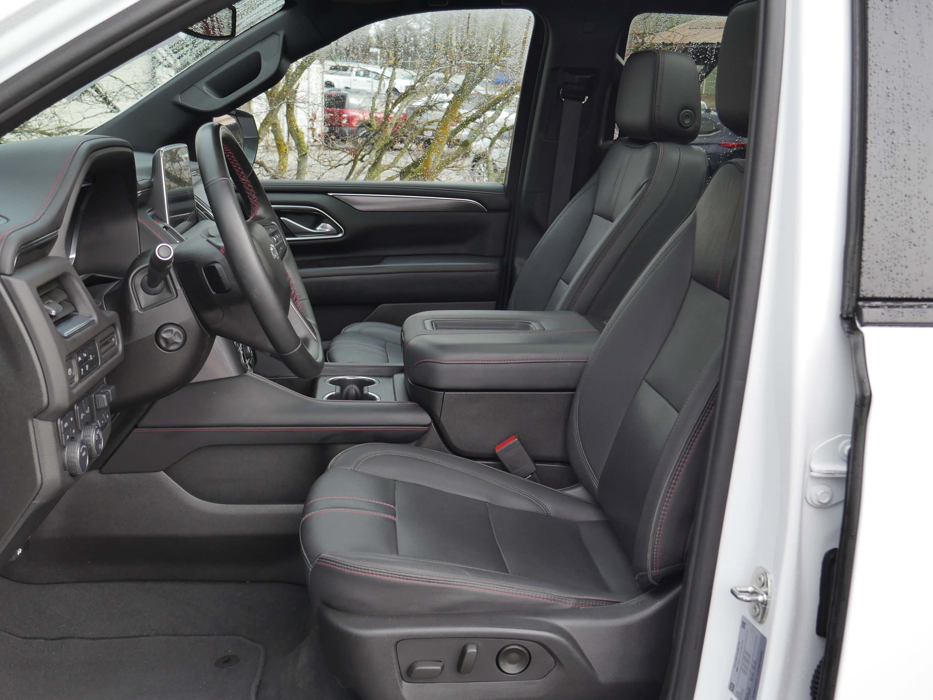 Used 2023 Chevrolet Tahoe RST w/ Luxury Package image 3